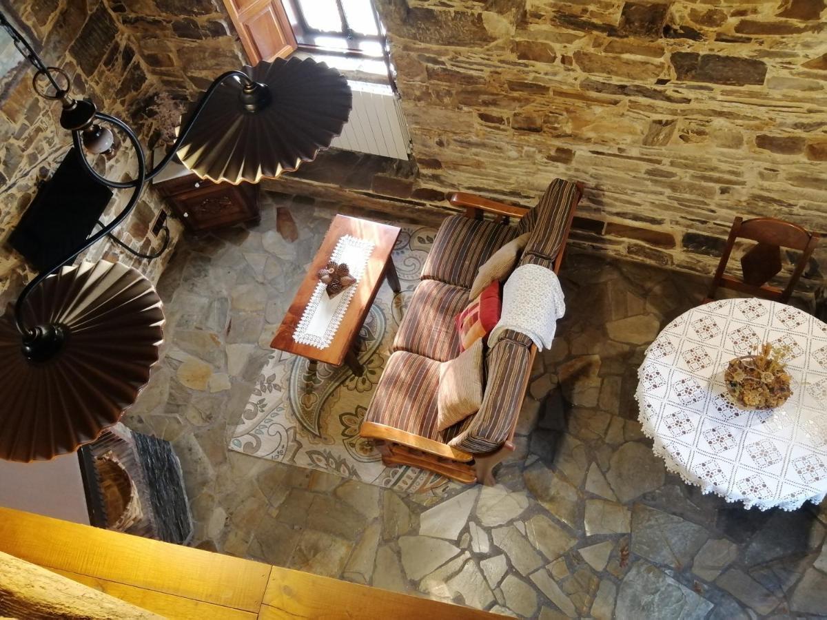 Apartamentos Rurales Casa Do Cabo Vega de Logares ภายนอก รูปภาพ