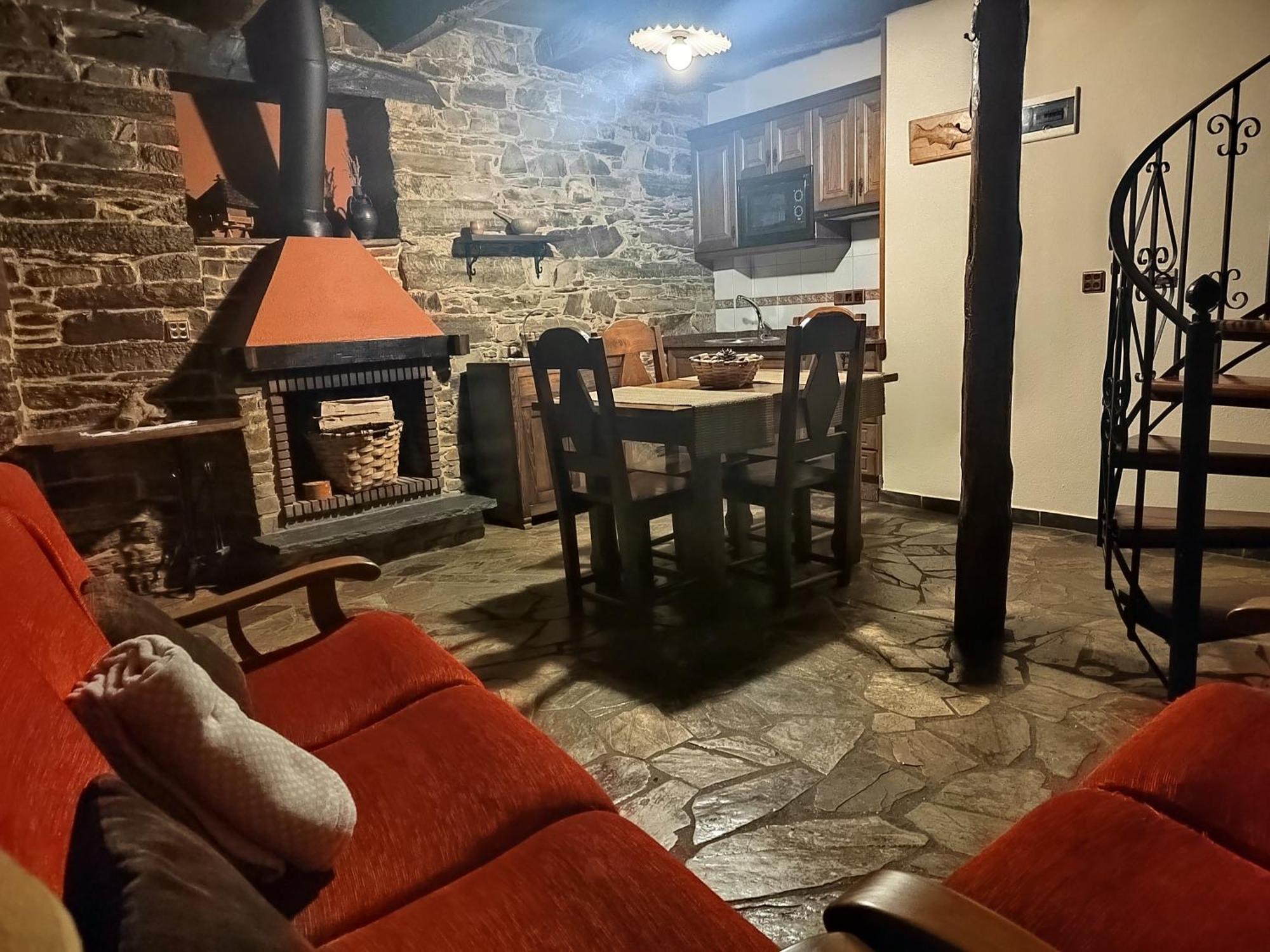 Apartamentos Rurales Casa Do Cabo Vega de Logares ภายนอก รูปภาพ