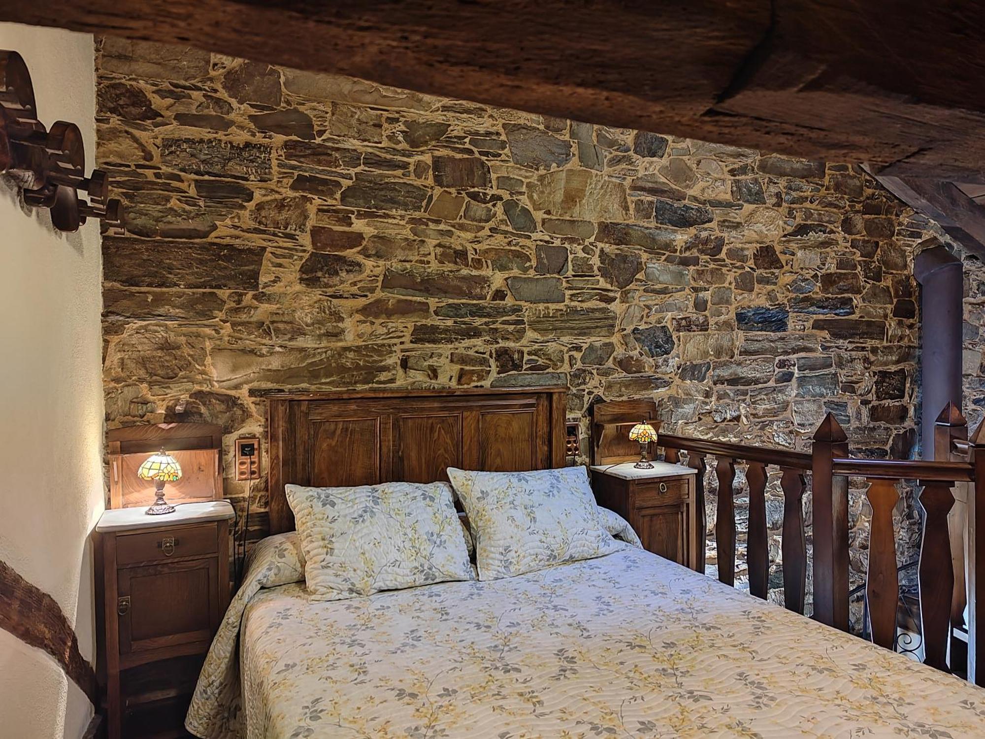 Apartamentos Rurales Casa Do Cabo Vega de Logares ภายนอก รูปภาพ